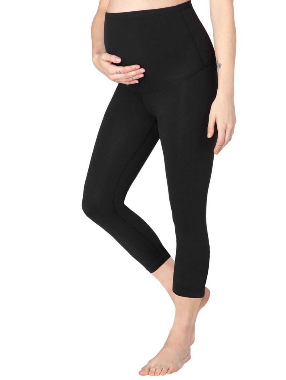 Beyond Yoga Supplex Love The Bump Maternity Capri Leggings